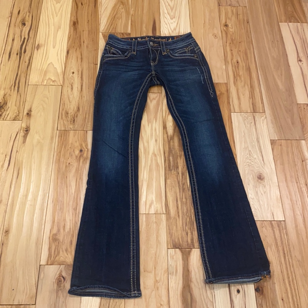 Rock Revival Low Rise Debbie Bootcut Flap Pocket Embroidered Jeans Size 27/32
